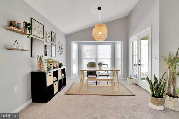 42 CONNIE AVE, Harpers Ferry, WV 25425