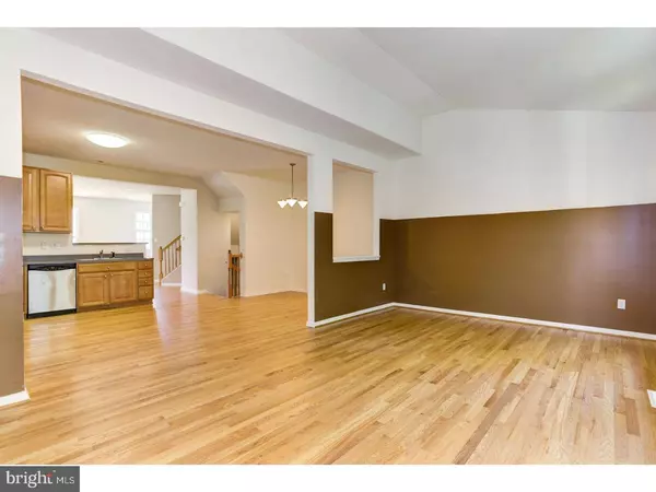 49 COLTS NECK DR, Sicklerville, NJ 08081