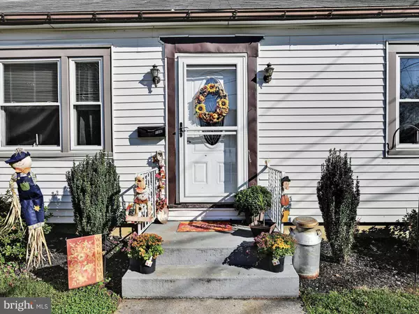 108 S MILL ST, Cleona, PA 17042