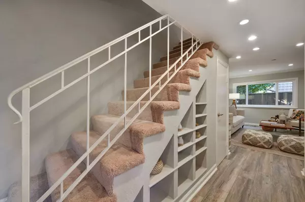 334 Cowper St, Palo Alto, CA 94301