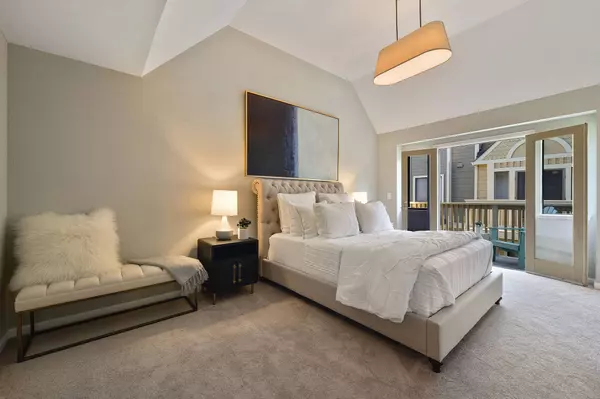 334 Cowper St, Palo Alto, CA 94301