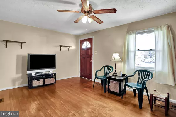 502 BELAIR AVE, Front Royal, VA 22630