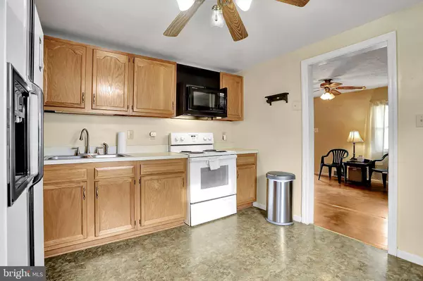 502 BELAIR AVE, Front Royal, VA 22630