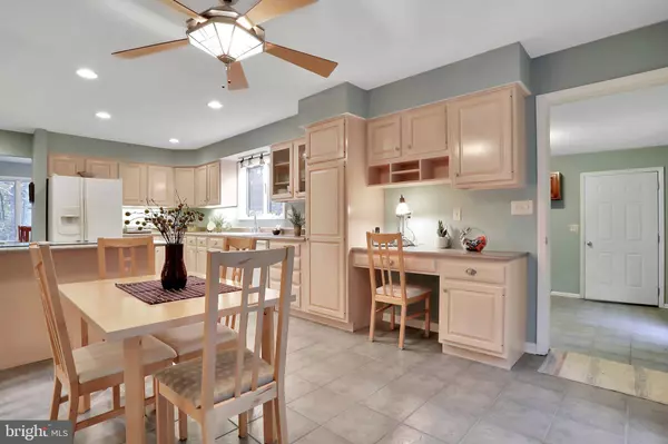 162 PENDRAGON CT, Paw Paw, WV 25434