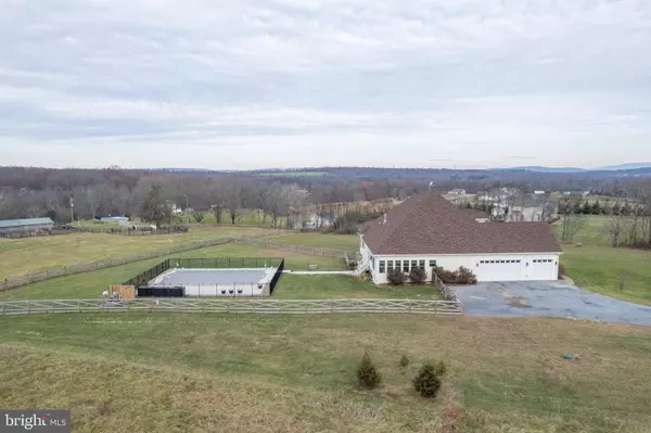 468 HARRY HIETT LN, Gore, VA 22637