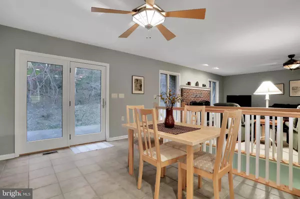 162 PENDRAGON CT, Paw Paw, WV 25434