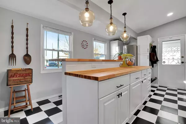 413 SHENANDOAH PL, Winchester, VA 22601