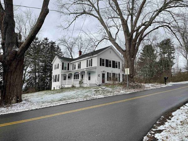 202 STEADWELL RD, Amsterdam, NY 12010