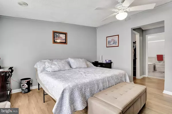 9186 HEDGESVILLE RD, Hedgesville, WV 25427