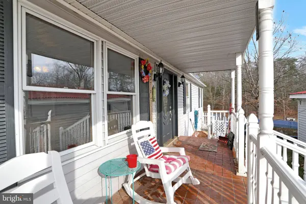 9186 HEDGESVILLE RD, Hedgesville, WV 25427