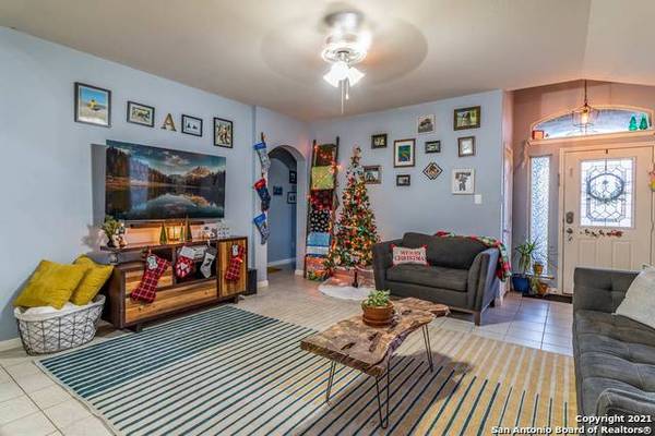 2522 Lonesome Creek Trail, New Braunfels, TX 78130