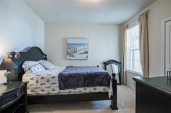 8307 BELLA VIDA CIRCLE, Davenport, FL 33896