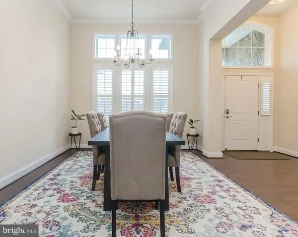 190 POTOMAC CROSSING ST, Charles Town, WV 25414