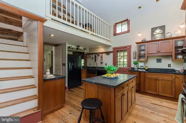 623 WHITINGS NECK RD, Martinsburg, WV 25404