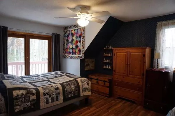 877 Bradley Drive, Hudson, WI 54016