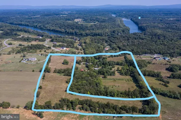 623 WHITINGS NECK RD, Martinsburg, WV 25404