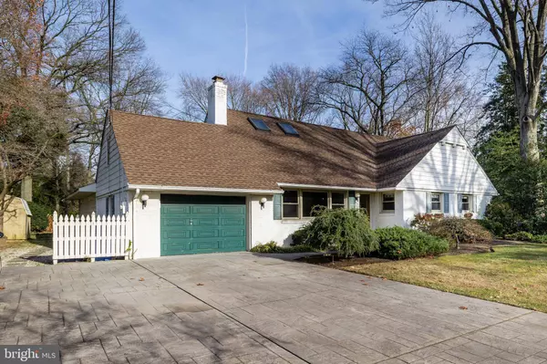 105 HAINES DR, Moorestown, NJ 08057