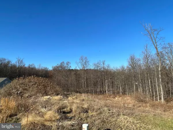 104 EVELYN DR, Elizabethtown, PA 17022