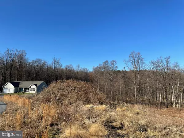 104 EVELYN DR, Elizabethtown, PA 17022