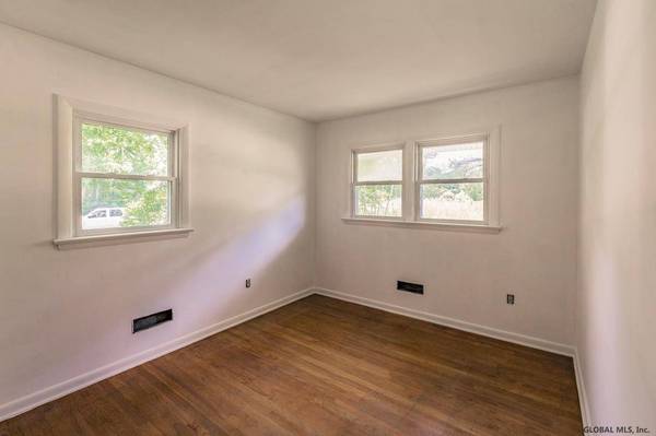 473 GARRETT RD, Ballston Spa, NY 12020