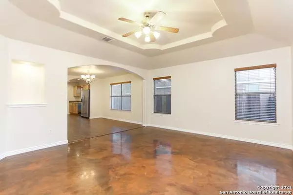 5415 REDEEMER, San Antonio, TX 78247-6610