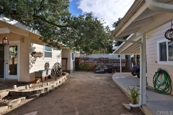 2567 Live Oak Trail, Boulevard, CA 91905