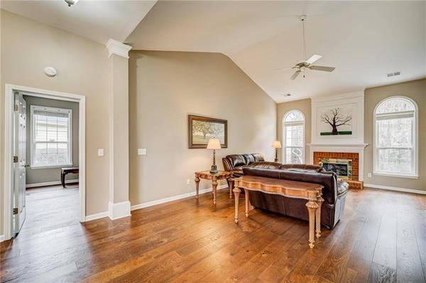 2351 Holden WAY, Kennesaw, GA 30144