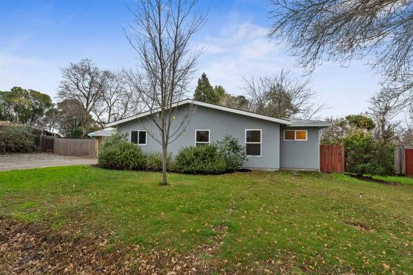 9256 Oak AVE, Orangevale, CA 95662