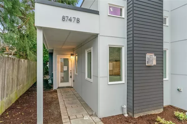 8747 12th AVE NW #B, Seattle, WA 98117