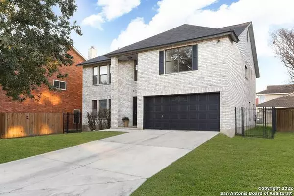 7523 LEGEND POINT DR, San Antonio, TX 78244-2413