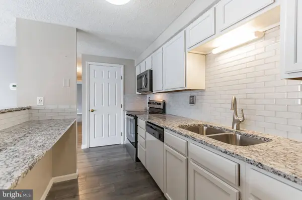 17 CRANBERRY CT, Marlton, NJ 08053