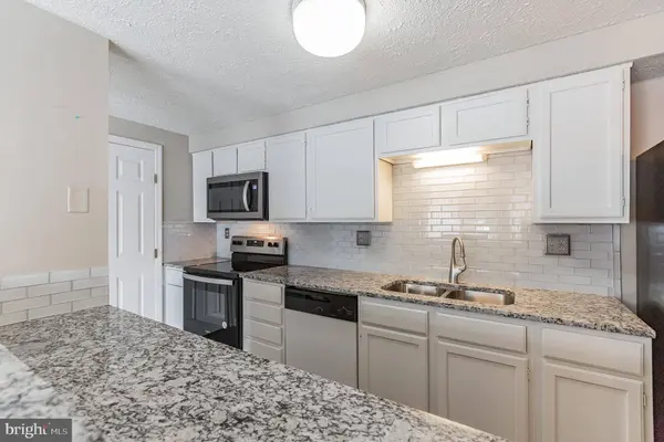 17 CRANBERRY CT, Marlton, NJ 08053