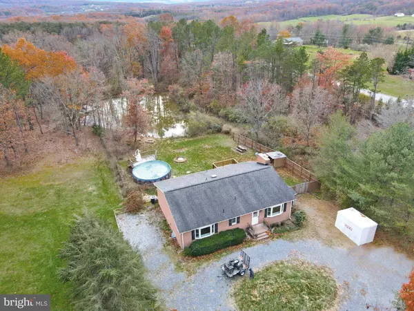 180 FAIRVIEW, Gore, VA 22637