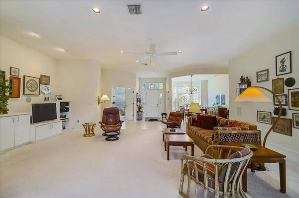 2029 WHITE FEATHER, Nokomis, FL 34275