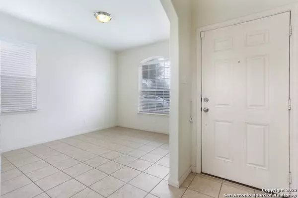 4611 RED HEELER, San Antonio, TX 78222-4423