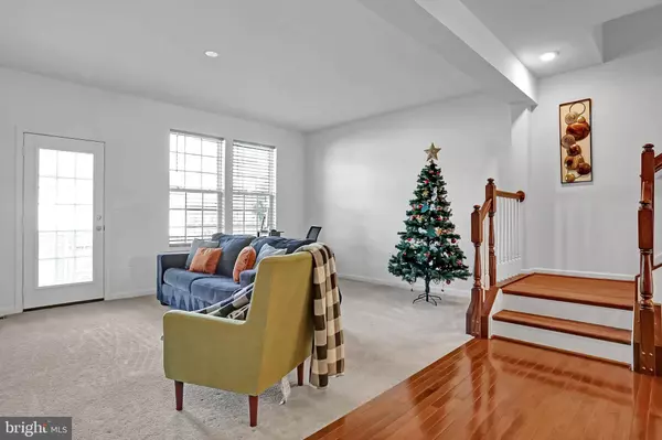 73 SULLYRUTH CT, Bunker Hill, WV 25413