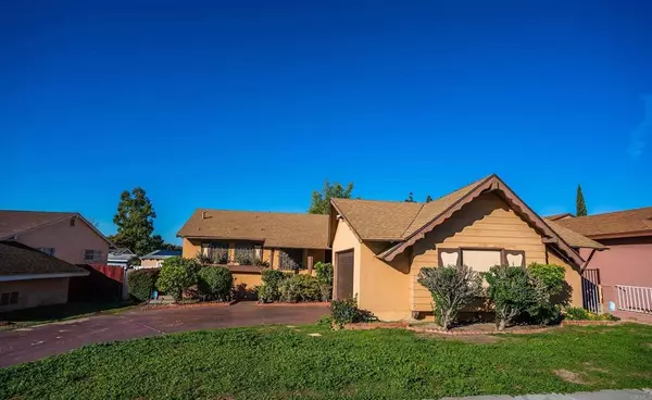 982 Kelton RD, San Diego, CA 92114