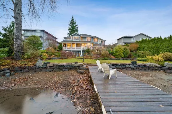 3208 199th Avenue Ct E, Lake Tapps, WA 98391