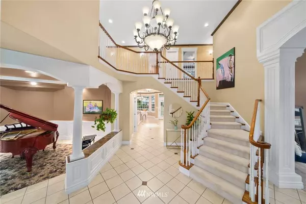 3208 199th Avenue Ct E, Lake Tapps, WA 98391