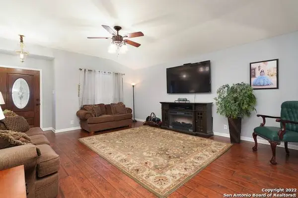 1427 Diamond Bluff, San Antonio, TX 78251