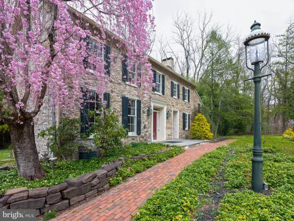 6089 LOWER YORK RD, New Hope, PA 18938