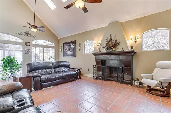 6416 Fershaw Place, Fort Worth, TX 76116