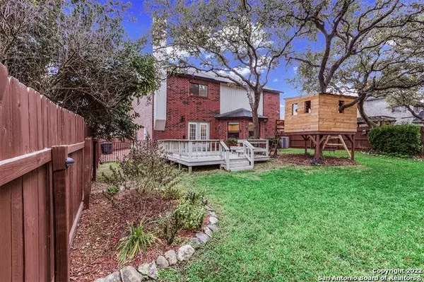 4875 ENCANTO CREEK DR, San Antonio, TX 78247-5618