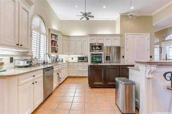 6416 Fershaw Place, Fort Worth, TX 76116