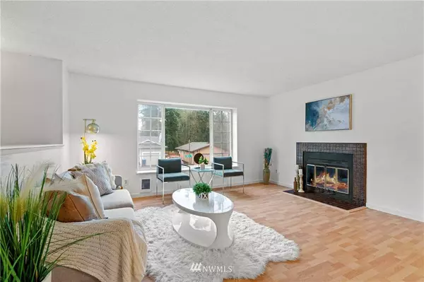 2030 363rd PL S, Federal Way, WA 98003