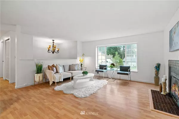 2030 363rd PL S, Federal Way, WA 98003