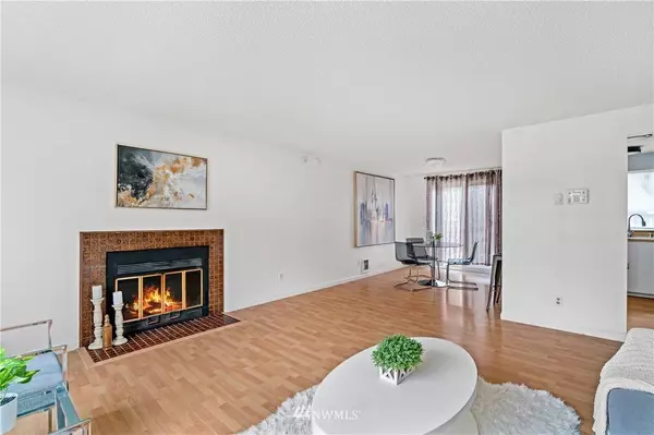 2030 363rd PL S, Federal Way, WA 98003