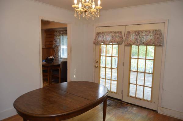 19 LEE AVE, Gloversville, NY 12078