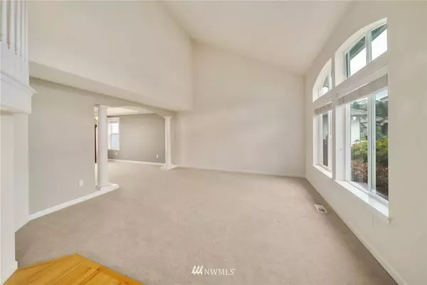 10106 177th AVE E, Bonney Lake, WA 98391