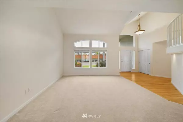 10106 177th AVE E, Bonney Lake, WA 98391